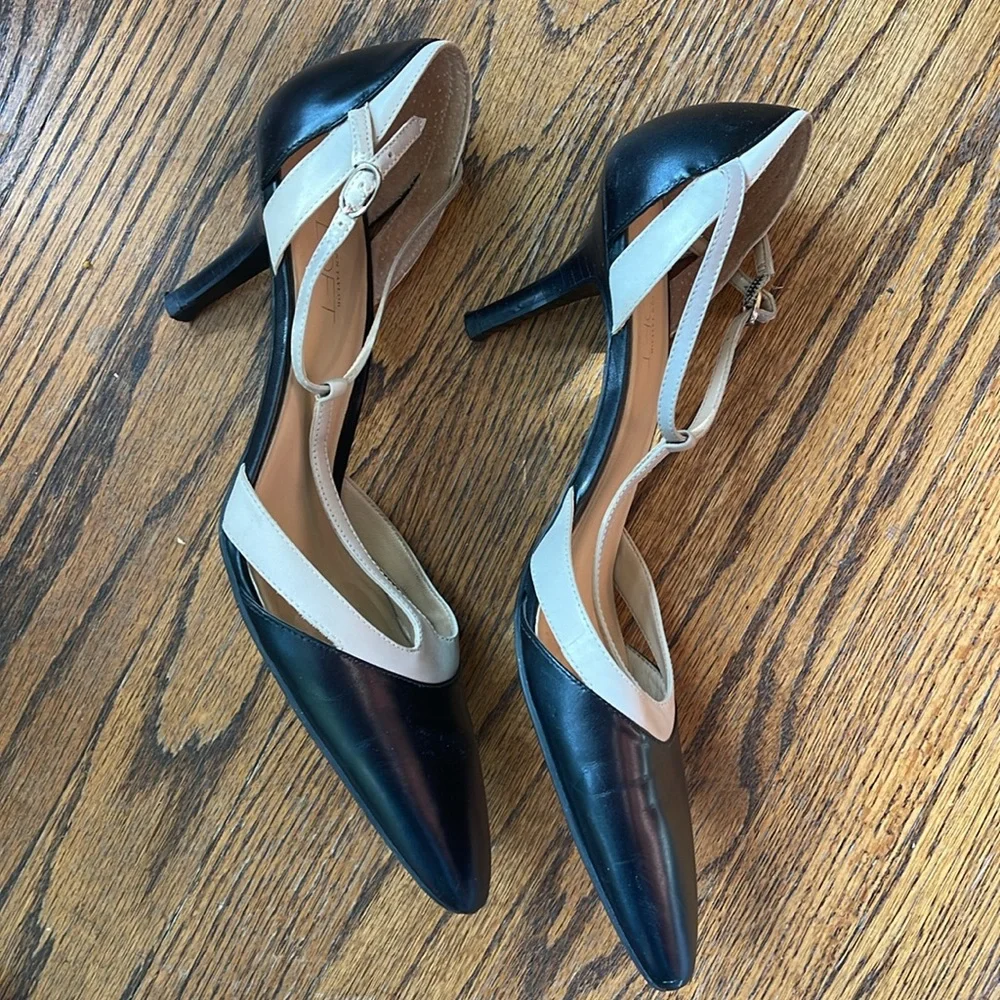 Ann Taylor Loft T-strap heels - Picture 5 of 10